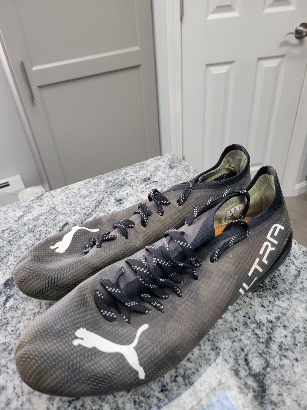 Puma Ultra Lightweight Racing Shoes - Black/Gray
